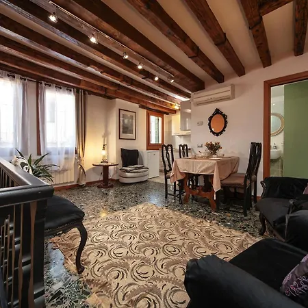 Ca' Rialto Apartment-3