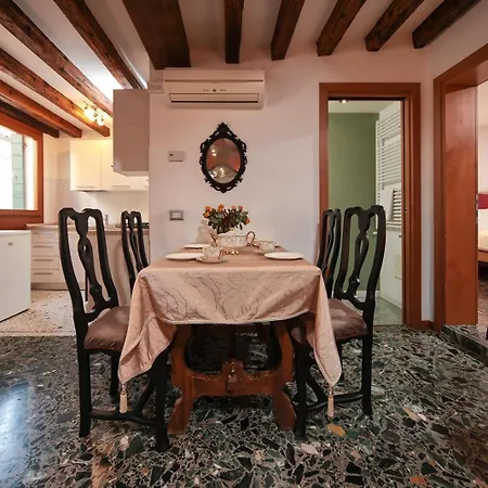 Ca' Rialto Apartment-2